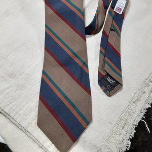 A very nice Robert Talbott tie...Hand Sewn in England #108